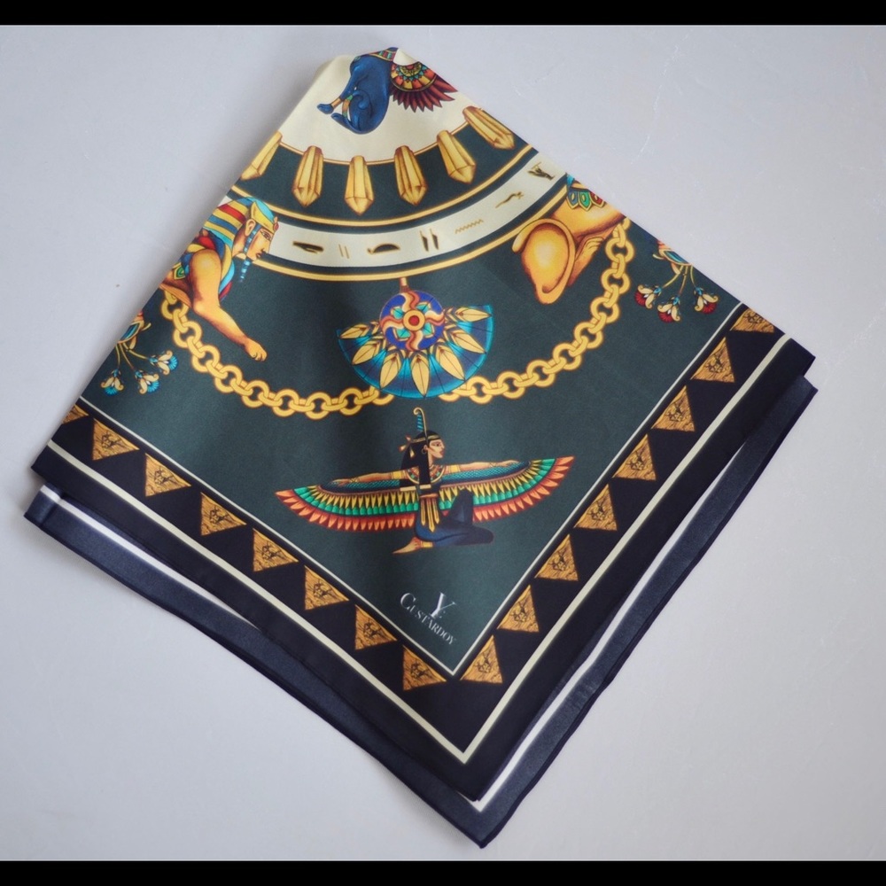 La Sacré silk scarf